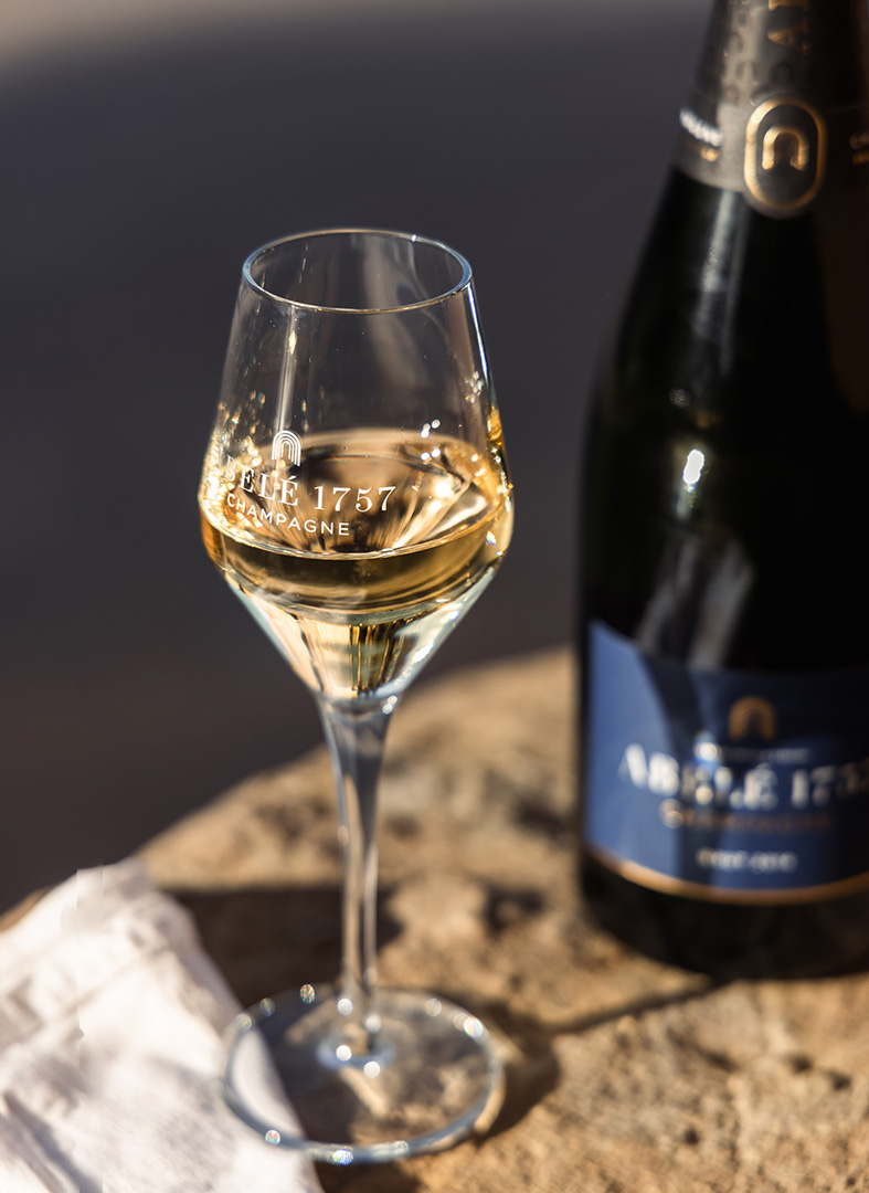 robe champagne Abelé 1757 Brut millésimé